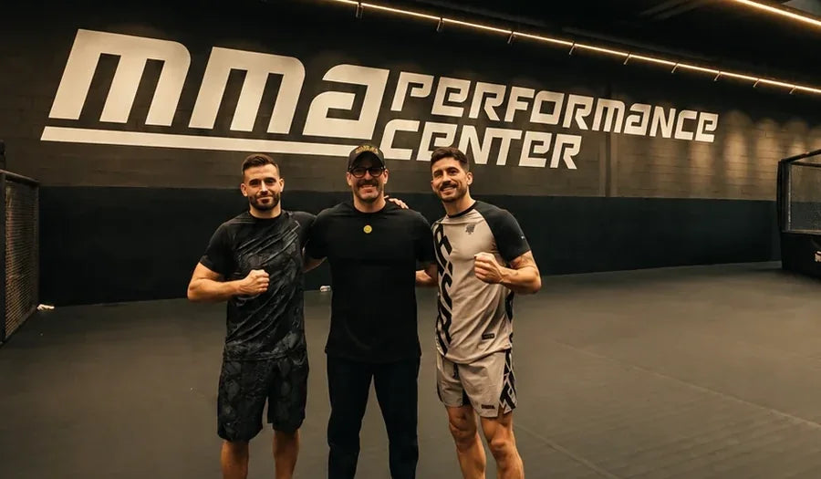 BORIS BERARD avec deux combattants au MMA Performance Center
